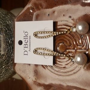 D'Bella Pierced Earrings